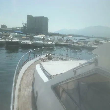Skipper Iii Úszó hotel *